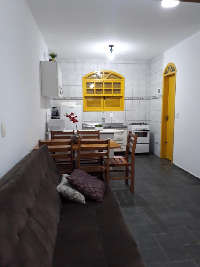 Residencial Colonial Amarelo A 150M Da Praia De Mariscal Aparthotel Bombinhas Esterno foto