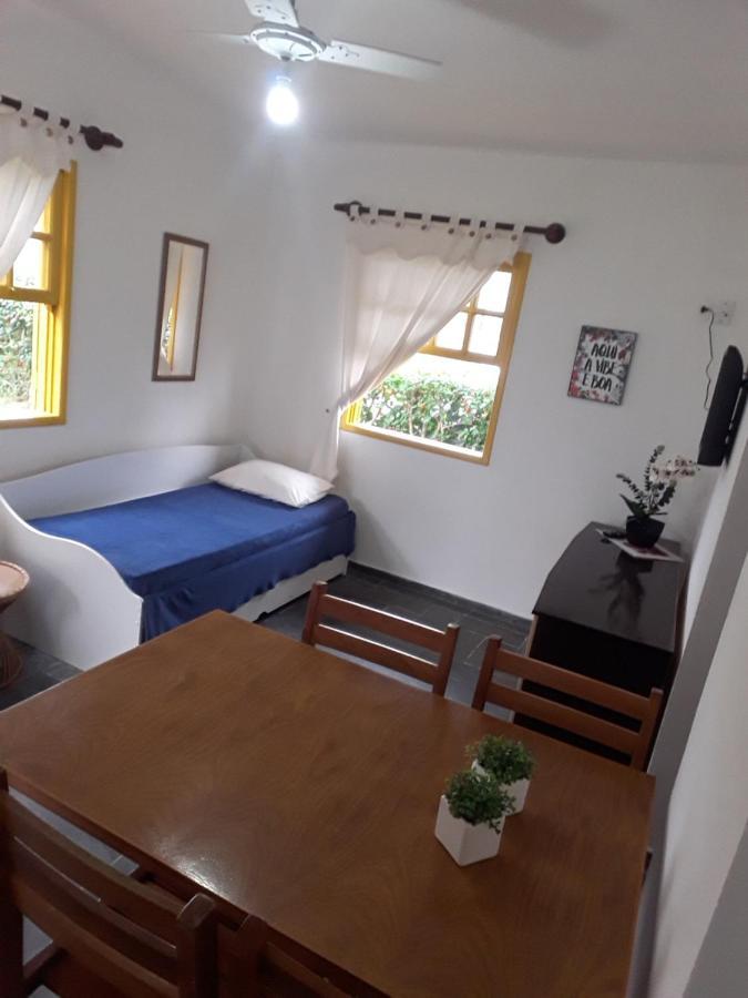 Residencial Colonial Amarelo A 150M Da Praia De Mariscal Aparthotel Bombinhas Esterno foto
