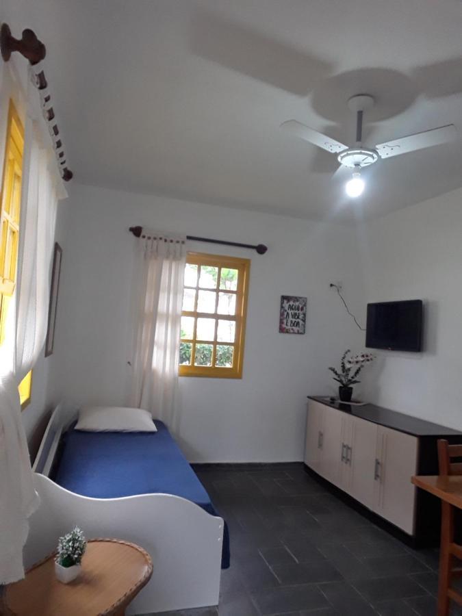 Residencial Colonial Amarelo A 150M Da Praia De Mariscal Aparthotel Bombinhas Esterno foto